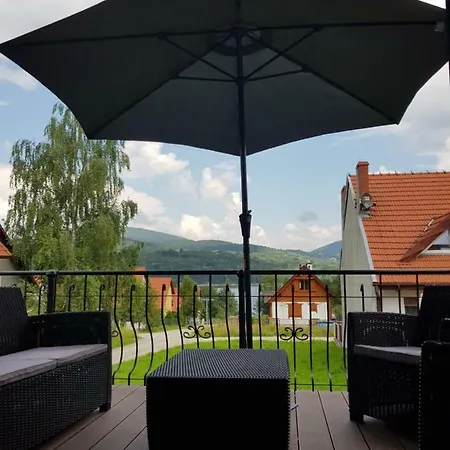 Semesterbostad Niewinne - Burgundia Żywiec